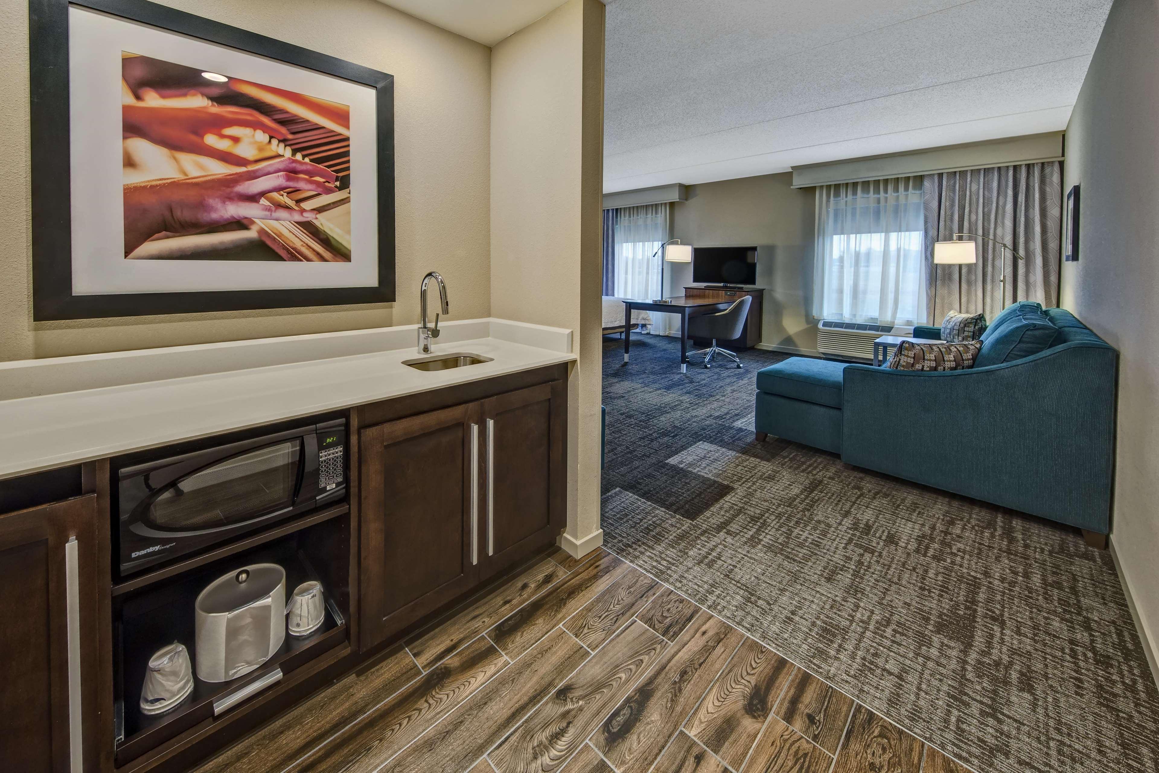 Hampton Inn & Suites By Hilton Nashville Hendersonville Tn Exterior photo