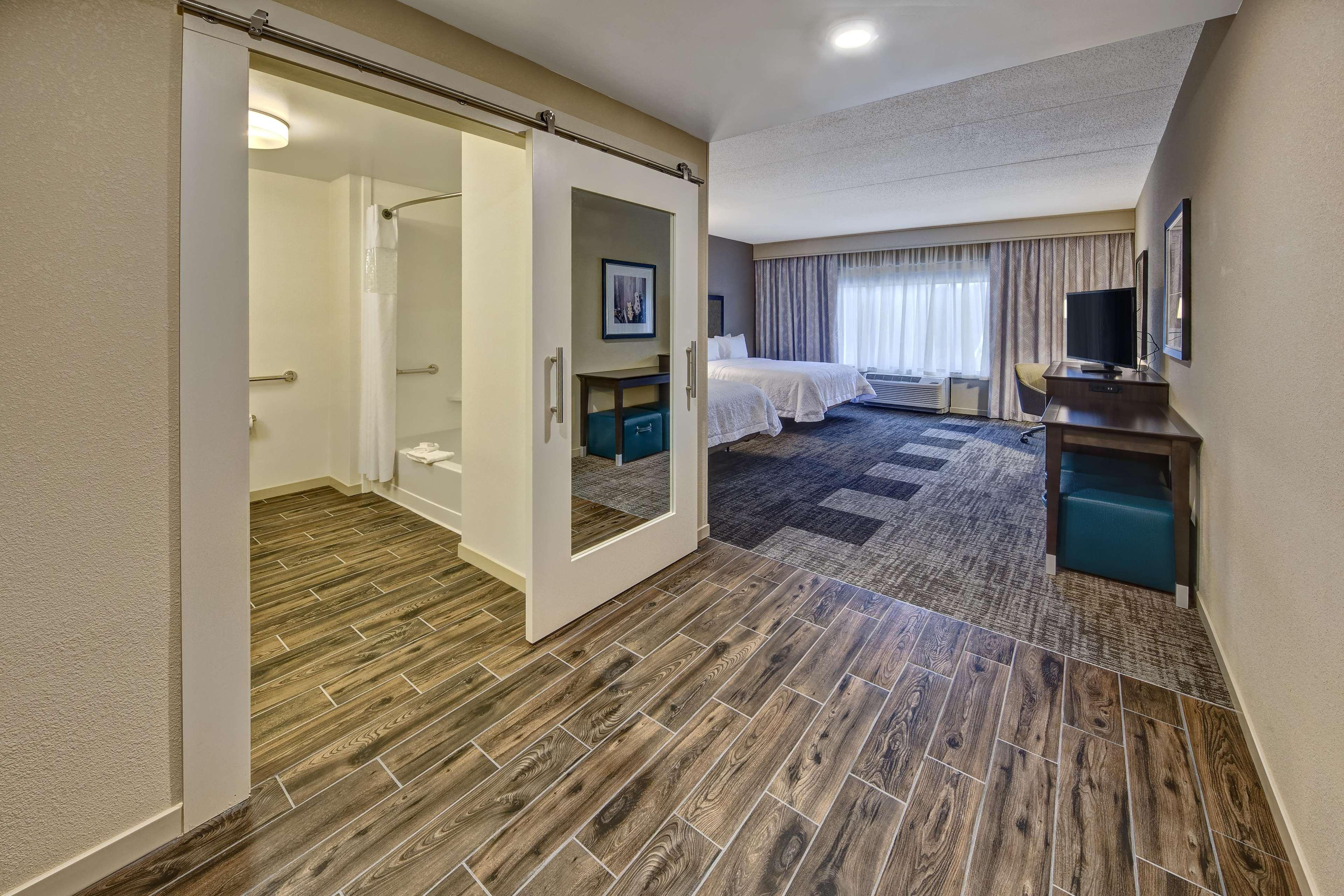 Hampton Inn & Suites By Hilton Nashville Hendersonville Tn Exterior photo
