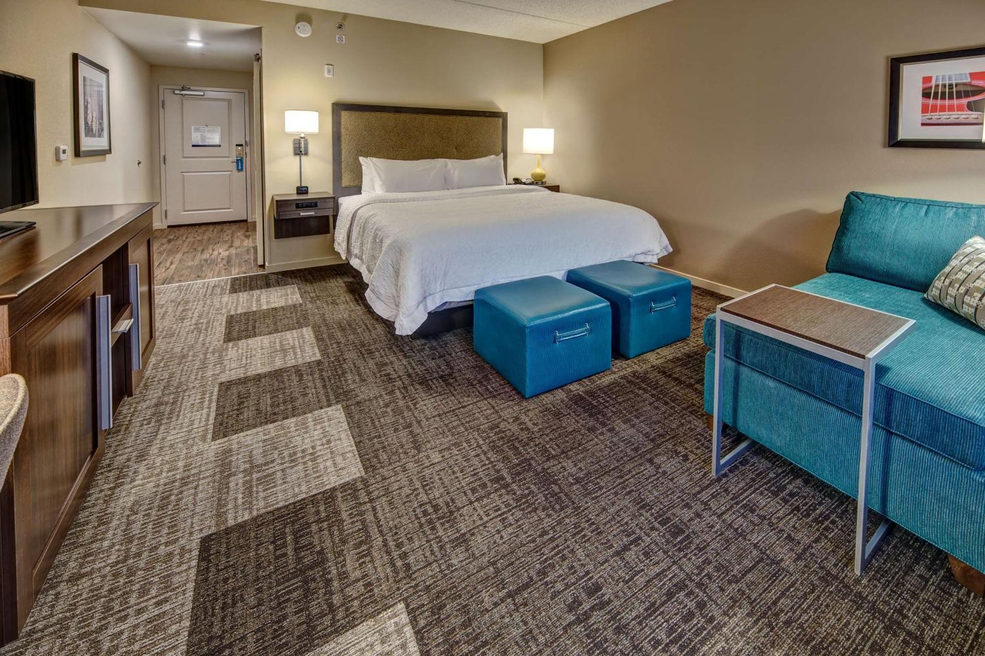 Hampton Inn & Suites By Hilton Nashville Hendersonville Tn Exterior photo