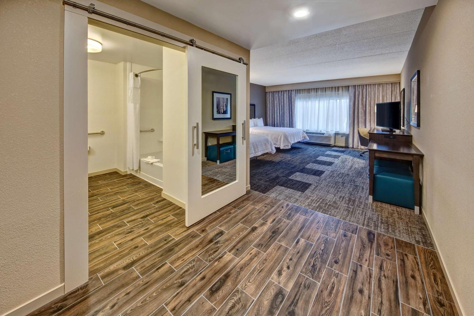 Hampton Inn & Suites By Hilton Nashville Hendersonville Tn Exterior photo